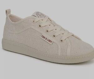 Sam & Libby Weston Embroidered Sneaker size 10 EUC (R)